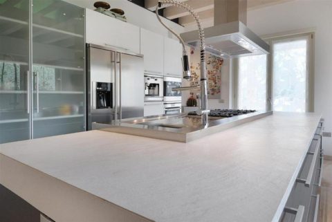 SM Quartz | Color: Phuket Wave